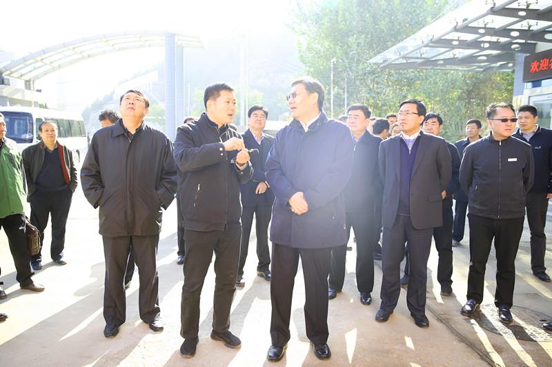 市委领导到浆水泉热源厂、师大新村换热站调研供热工作